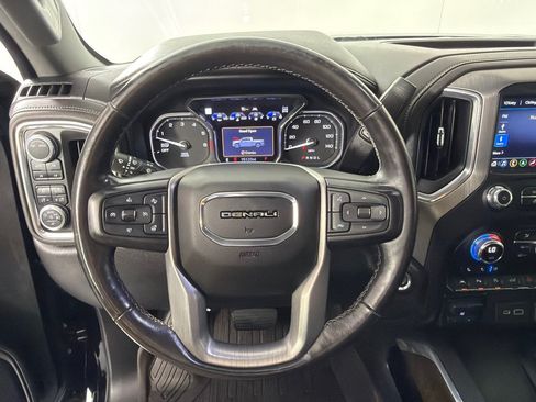 Used 2020 GMC Sierra 1500 Denali w/ Denali Ultimate Package AWD/4WD image 16