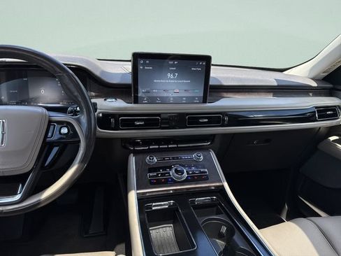 Used 2020 Lincoln Aviator Reserve w/ Equipment Group 202A AWD/4WD image 23
