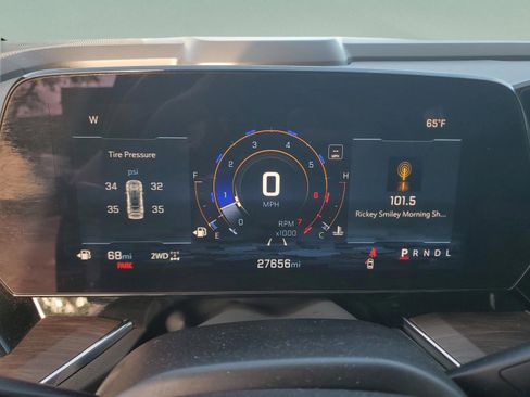 Used 2025 Chevrolet Tahoe LT image 30