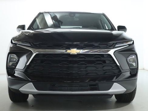 Used 2025 Chevrolet Blazer LT FWD image 6