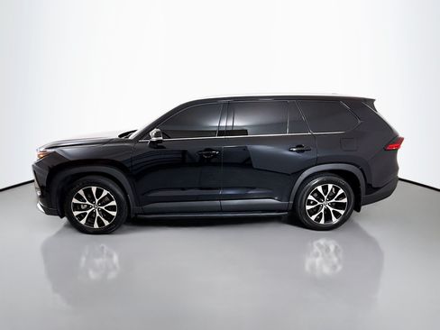 Used 2025 Toyota Grand Highlander AWD Hybrid image 4