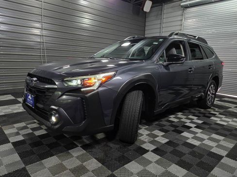 Used 2023 Subaru Outback Premium image 37
