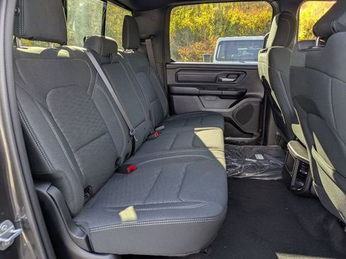 New 2026 RAM 1500 Express image 26