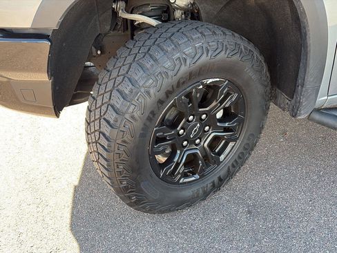 Used 2024 Chevrolet Silverado 1500 ZR2 w/ Technology Package image 11