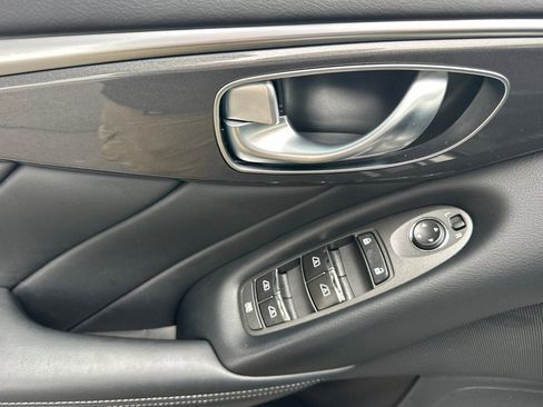 Used 2019 INFINITI Q50 Pure image 8
