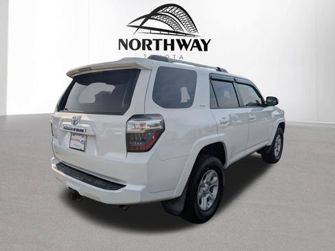 Used 2020 Toyota 4Runner SR5 Premium w/ Moonroof Package AWD/4WD image 3
