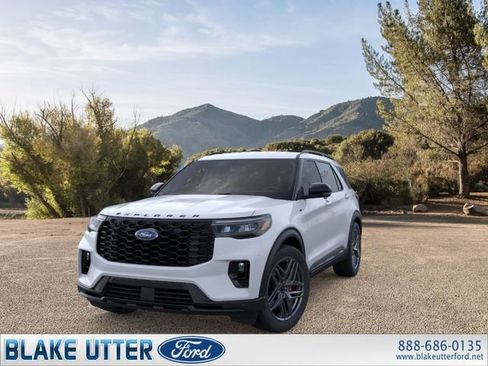 New 2026 Ford Explorer ST-Line w/ ST-Line Street Pack RWD image 2