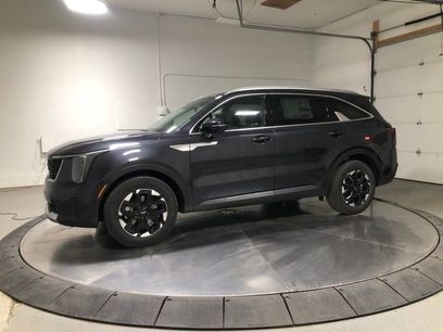 New 2026 Kia Sorento S w/ S Panoramic Sunroof Package