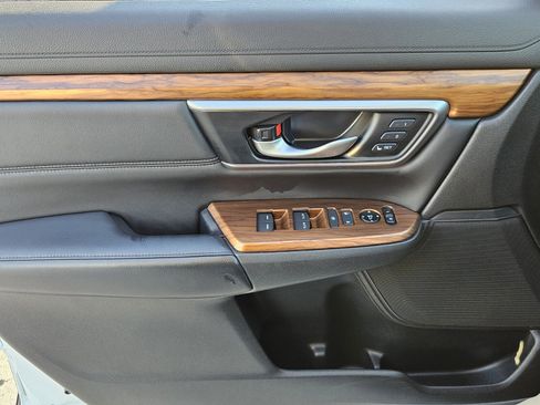 Certified 2021 Honda CR-V Touring image 37