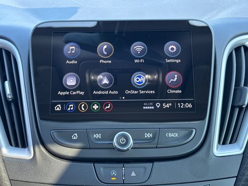 Used 2024 Chevrolet Malibu LT image 12