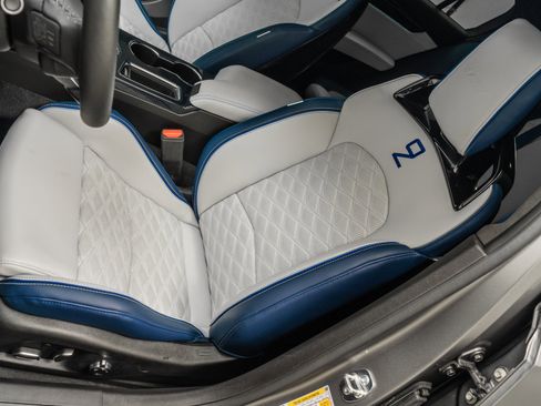 Used 2025 Cadillac CT5 V Blackwing w/ LE Monstre Special Edition image 25