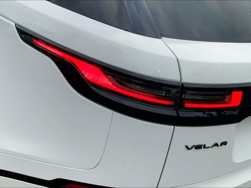 Used 2026 Land Rover Range Rover Velar Dynamic SE image 28