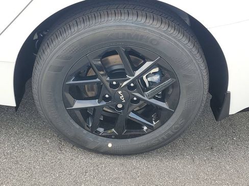 New 2026 Kia K5 LXS FWD image 28