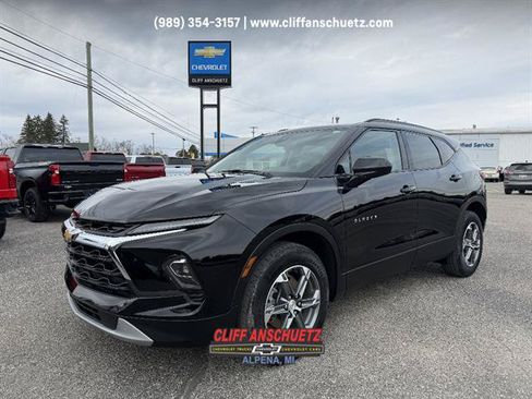 Used 2024 Chevrolet Blazer LT w/ Convenience Package AWD/4WD image 1