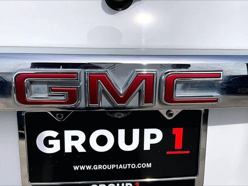 Used 2020 GMC Acadia SLT image 31