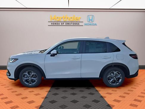 New 2026 Honda HR-V LX image 2