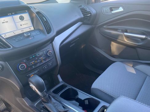 Used 2019 Ford Escape SE AWD/4WD image 9