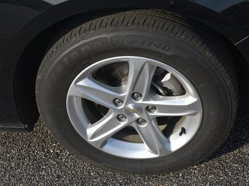 Used 2025 Chevrolet Malibu LS w/ LPO, Floor Liner Package FWD image 11