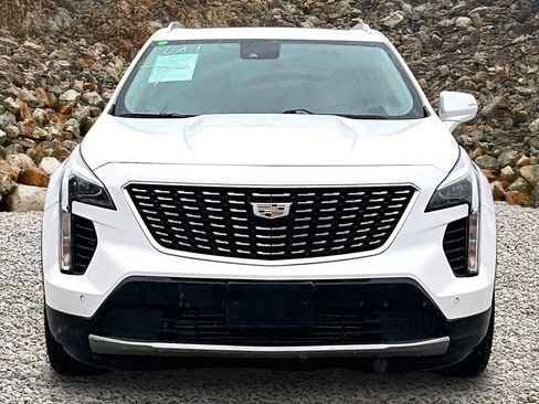 Used 2023 Cadillac XT4 Premium Luxury w/ Cold Weather Package image 3