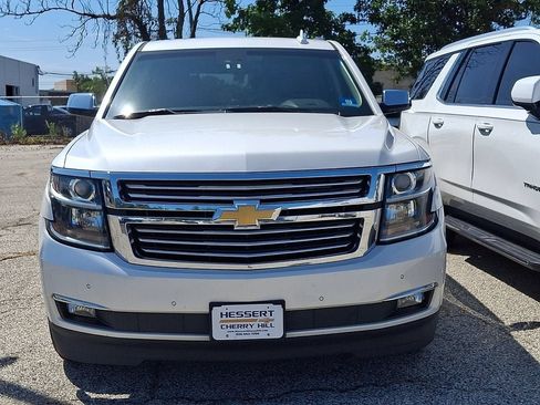 Used 2019 Chevrolet Tahoe Premier AWD/4WD image 3