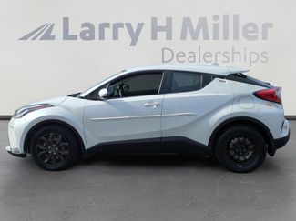 Used 2020 Toyota C-HR LE video 2