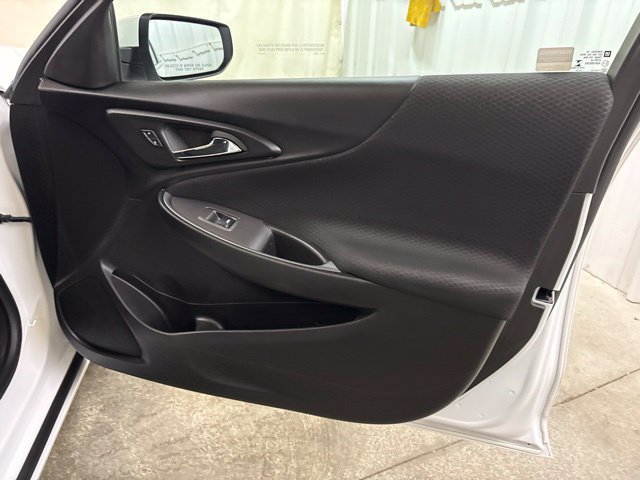 Used 2023 Chevrolet Malibu LT FWD image 23