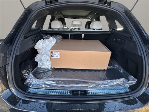 New 2026 Mercedes-Benz GLC 300 4MATIC image 23