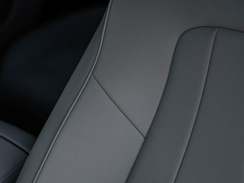 New 2026 Mercedes-Benz GLA 250 4MATIC image 24