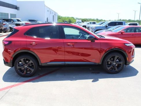 New 2025 Buick Envision Sport Touring image 6