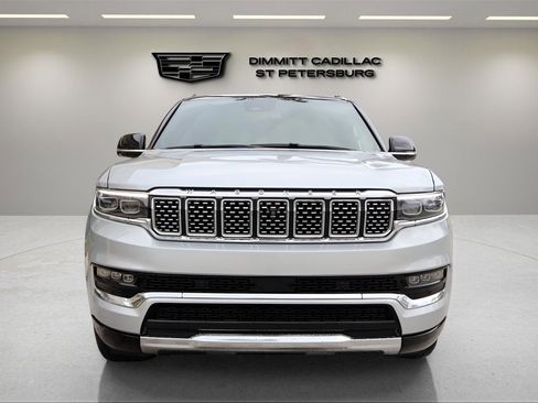 Used 2023 Jeep Grand Wagoneer 4WD image 8