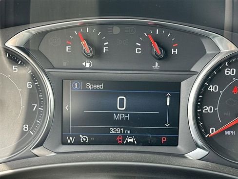 Used 2024 GMC Terrain SLE image 12