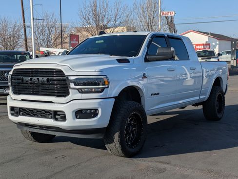 Used 2022 RAM 3500 Laramie w/ Night Edition image 10