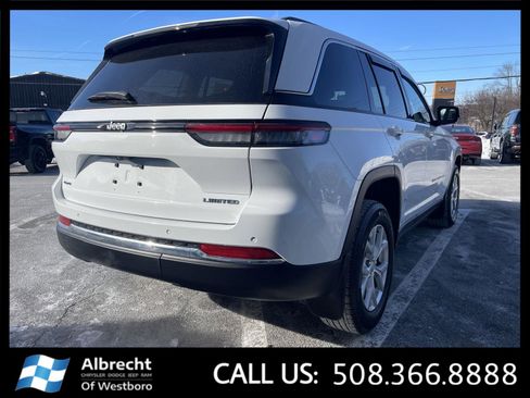 Used 2024 Jeep Grand Cherokee Limited image 5