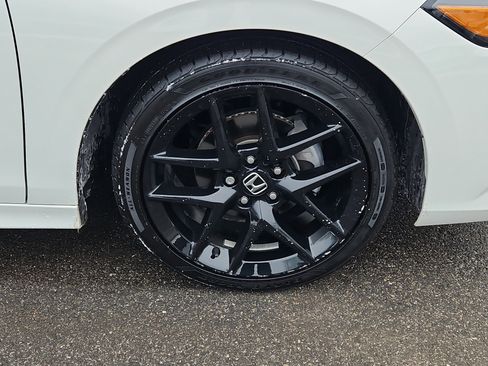 Used 2023 Honda Civic Sport image 19