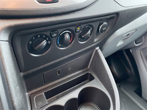 Used 2018 Ford Transit 350 XLT image 8