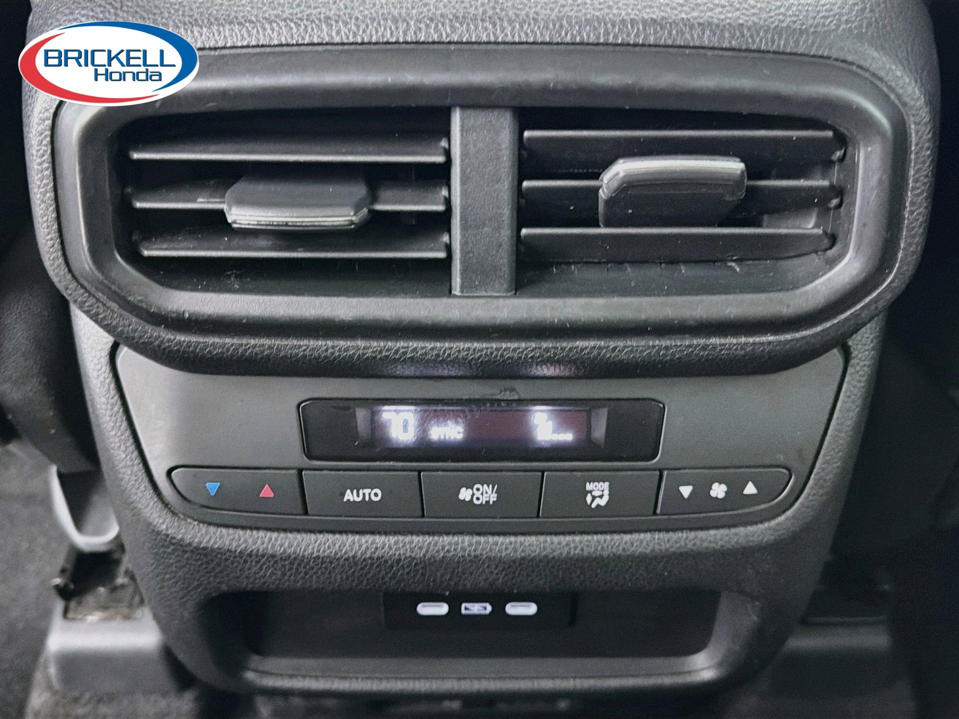 Used 2024 Honda Pilot Touring image 20