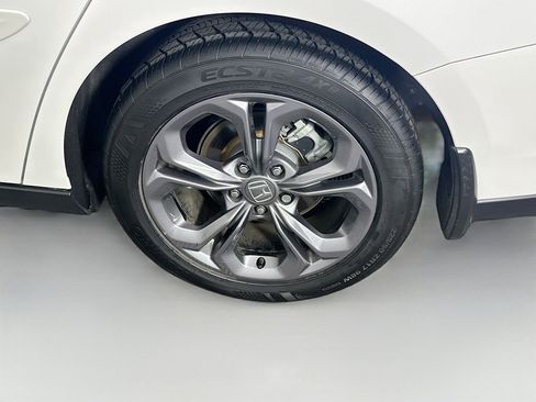 Used 2023 Honda Accord EX image 11