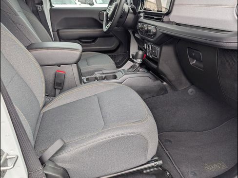 Used 2025 Jeep Wrangler Sahara 4xe image 11