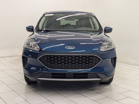 Used 2020 Ford Escape SE image 5