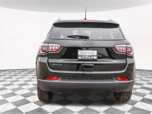 New 2026 Jeep Compass Limited image 11