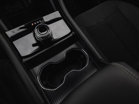 New 2025 Jeep Grand Cherokee Laredo X w/ Luxury Tech Group I AWD/4WD image 18