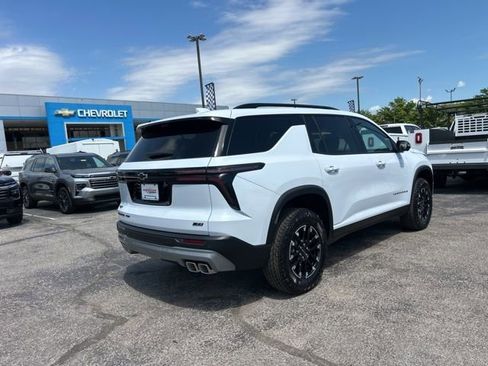 New 2026 Chevrolet Traverse Z71 w/ Driver Confidence Package AWD/4WD image 3