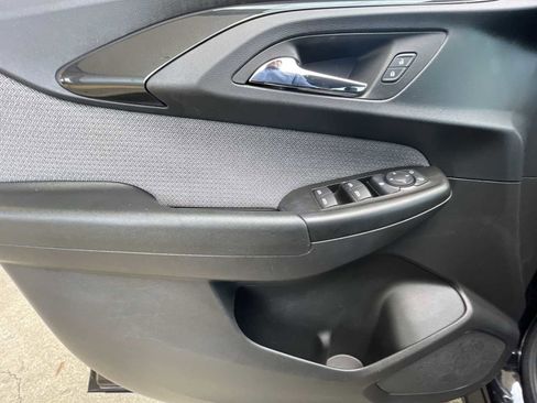 Used 2023 Chevrolet TrailBlazer LT w/ Convenience Package image 20