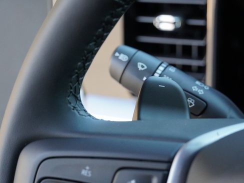 New 2026 GMC Sierra 1500 SLT image 36