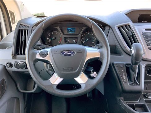 Used 2019 Ford Transit 150 XLT image 6