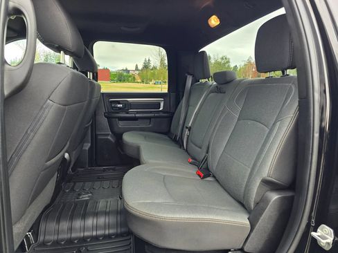Used 2023 RAM 1500 Warlock AWD/4WD image 13