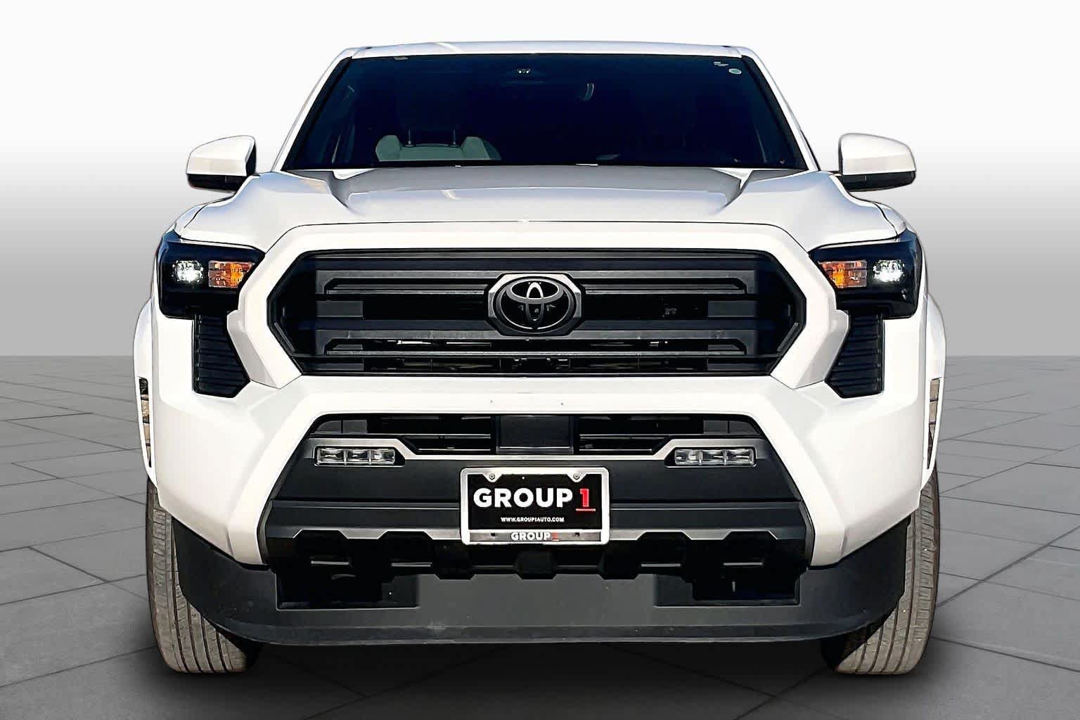 Used 2026 Toyota Tacoma SR5 RWD image 4