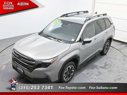 Certified 2025 Subaru Forester Premium image 29