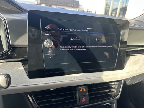 Used 2025 Volkswagen Taos S image 17