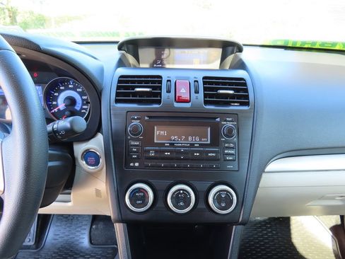 Used 2014 Subaru Crosstrek 2.0i Premium w/ Popular Package #2 AWD/4WD image 16
